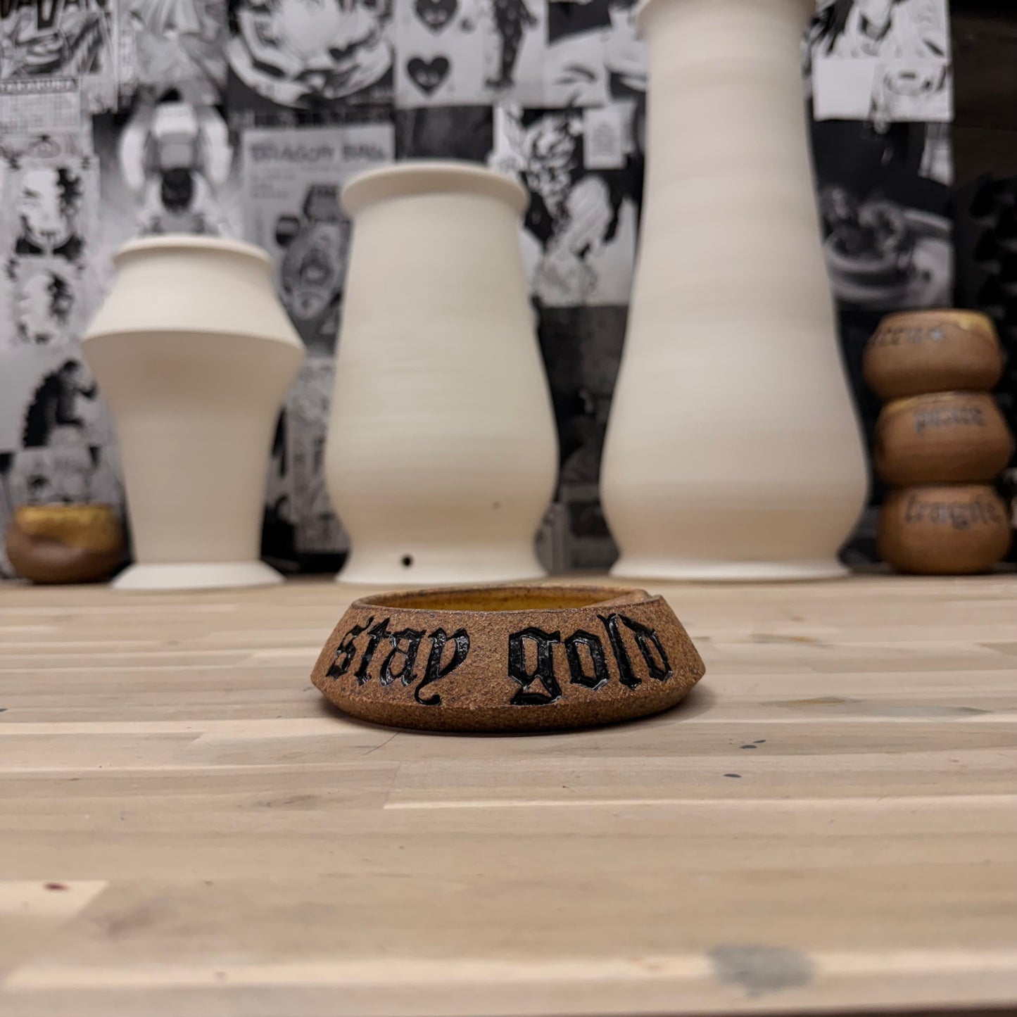 Stay gold ashtray